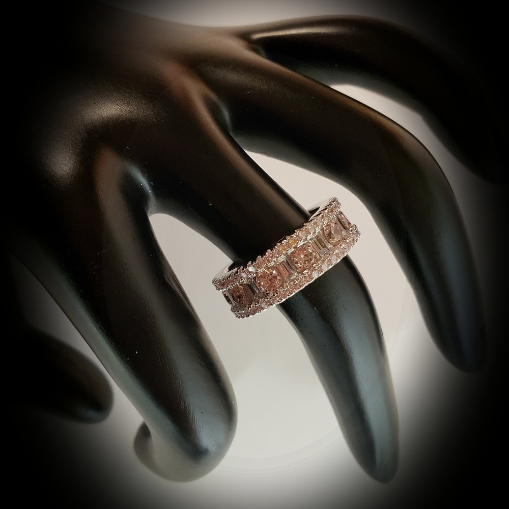 ABSOLUTE CUBIC ZIRCONIA RING - Picture 5 of 6